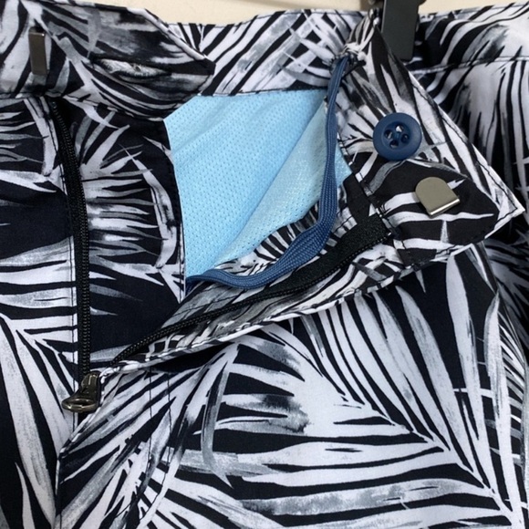 Fair Harbor The Sextant Trunk Lined Stretch Black White Palm Leaves Short Sz 38 - Picture 6 of 16
